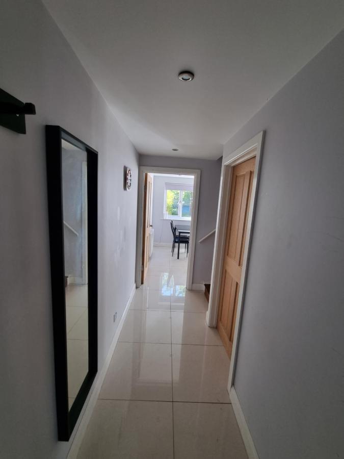 Single Room With En-Suite Shower Room In Zone 1 Londres Extérieur photo
